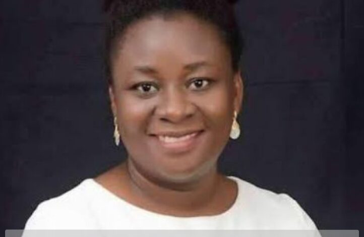 Israella Kafui Mansu Biography